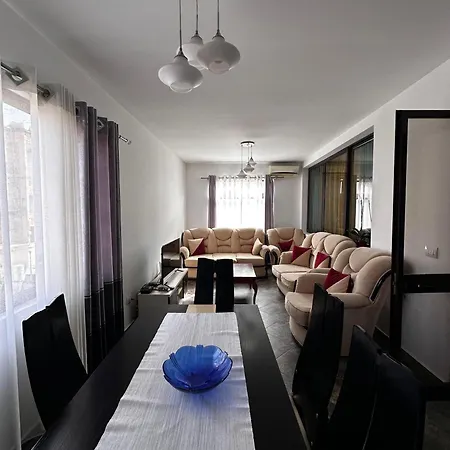 Ani Centre Apartment Tirana
